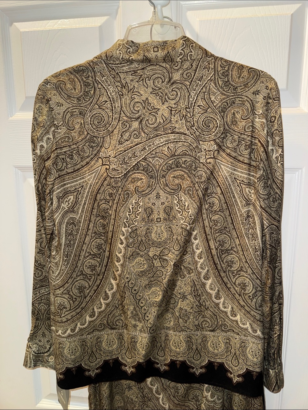 Liz Claiborne Paisley Blouse and skirt in Taupe and Black - Picture 3 of 5